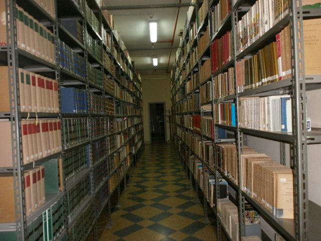 Biblioteca di Portici